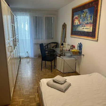 Bed & Breakfast Schoenes In Der Basilea